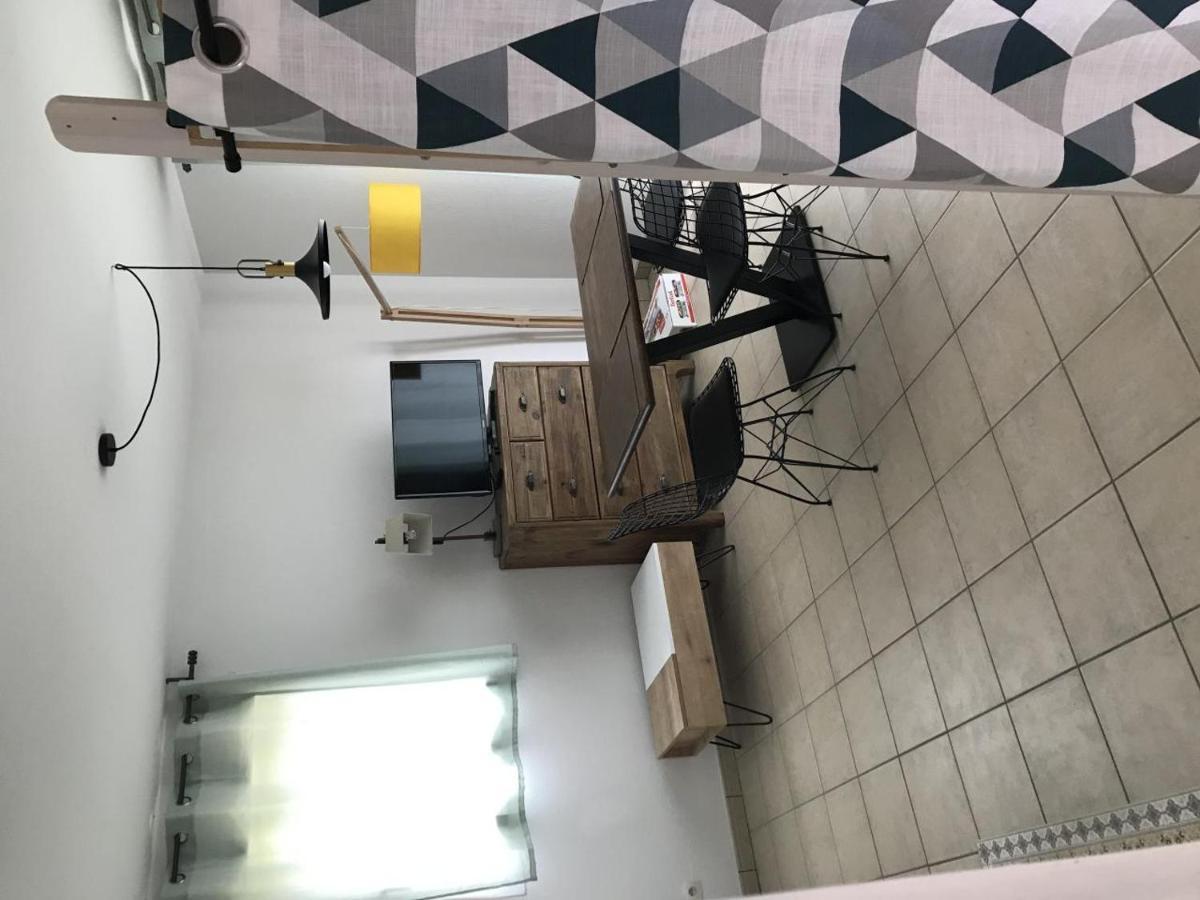 Appartement Studio Prayssac Exterior photo